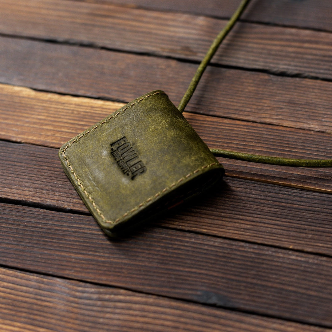 Leather Turkey/Elk Diaphragm Call Wallet Caddo Green Closed