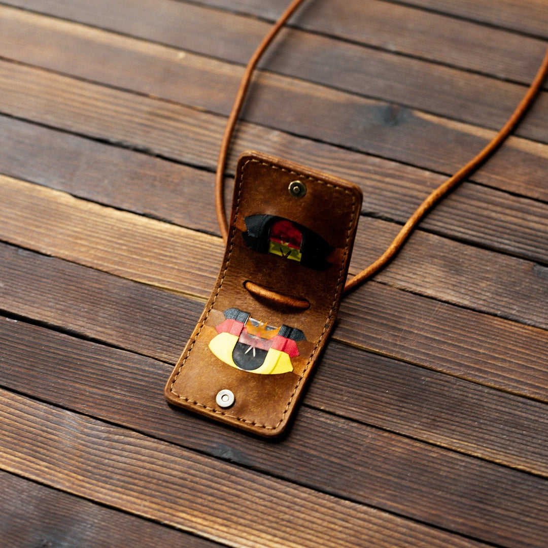 Leather Turkey/Elk Diaphragm Call Wallet Brown With Calls
