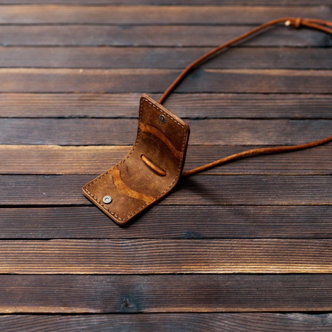 Leather Turkey/Elk Diaphragm Call Wallet  Brown Side